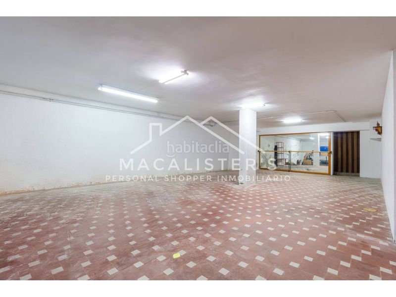 Foto 9794a126-b035-46be-a7d9-74d2f5702c2f. Chalet avec chauffage parking piscine dans Cabrils