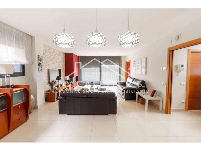 Foto bdf3be75-c6ff-4965-aae7-48e103106520. Casa amb calefacció piscina a Teià