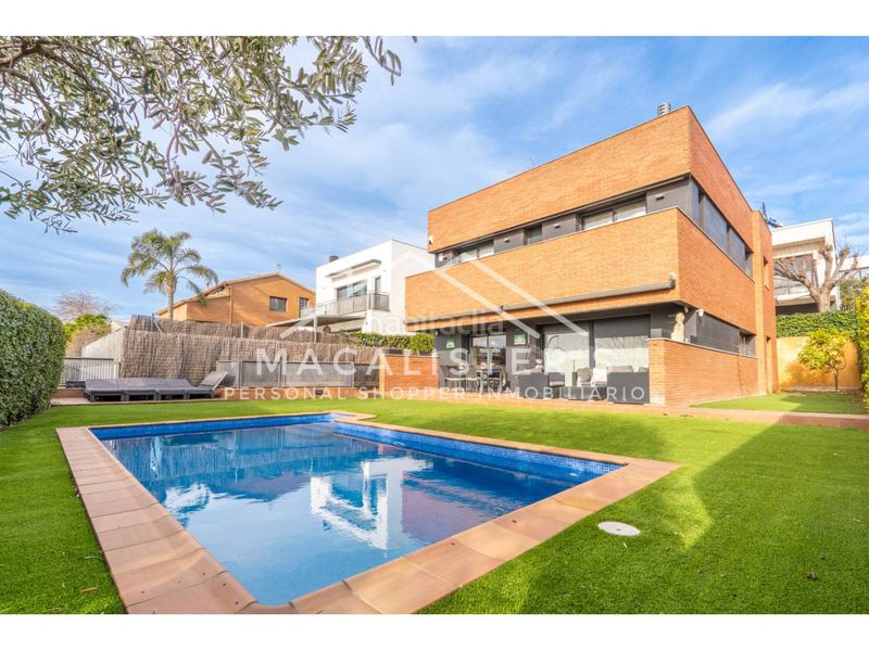 Foto cb5f8587-8cc2-42ee-8aa4-f7c946bab411. Casa amb calefacció piscina a Teià