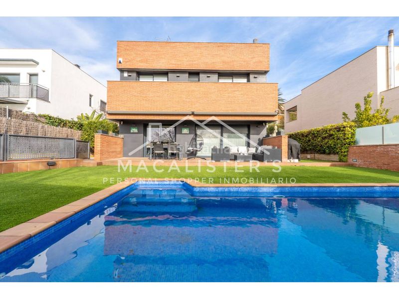 Foto f3b0925a-983c-473e-9de2-53251398c221. Casa amb calefacció piscina a Teià