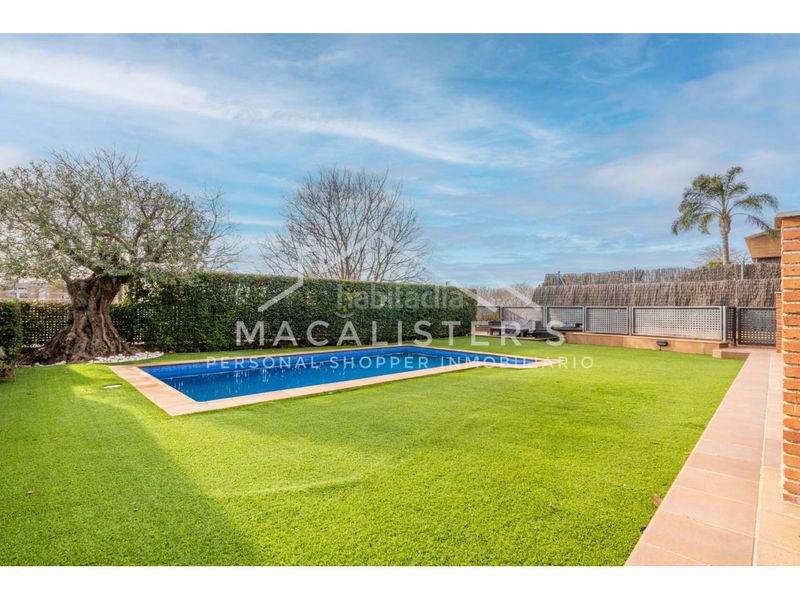 Foto 17e7f9f5-f041-4cac-8f21-d3bfc6f047b4. Casa amb calefacció aparcament piscina a Teià