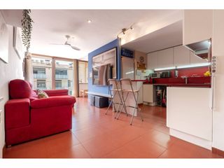 Etagenwohnung in Les Pinedes. Piso en les pinedas
