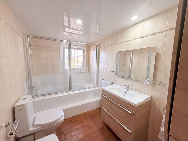Foto 99682d92-4371-4580-affb-92b713768a19. Casa amb calefacció aparcament piscina a Centre-Nucli Antic Premià de Mar