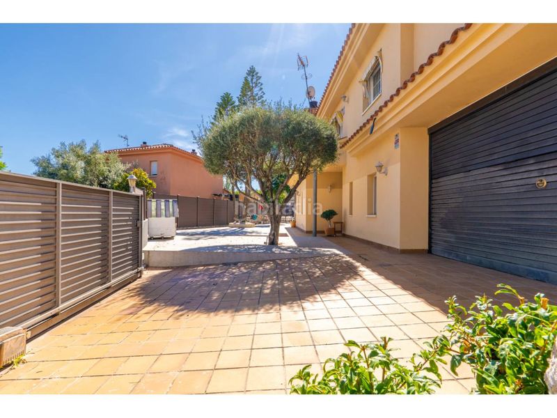 Foto 4468a4f6-7ede-4d49-b6b3-41a9e58c927c. Haus mit heizung parking pool in Cabrils