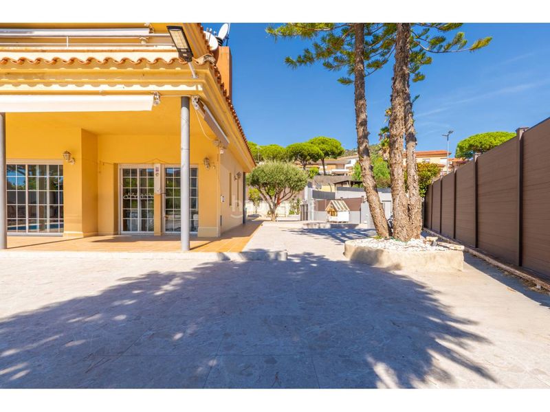 Foto a9510f6c-3fa6-41f0-8959-2d48bdf43e5d. Haus mit heizung parking pool in Cabrils