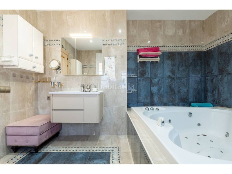 Foto b8884356-8524-4be8-a540-5c85e2ba93f8. Haus mit heizung parking pool in Cabrils