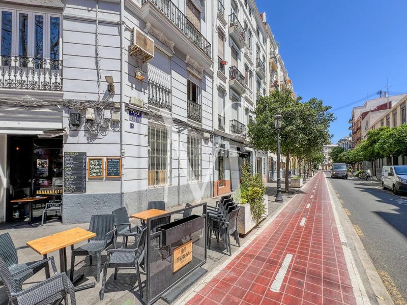 Foto 994e0a9f-799c-4a6c-b796-d0e6c894d900. Umzug geschäftsraum in Russafa Valencia