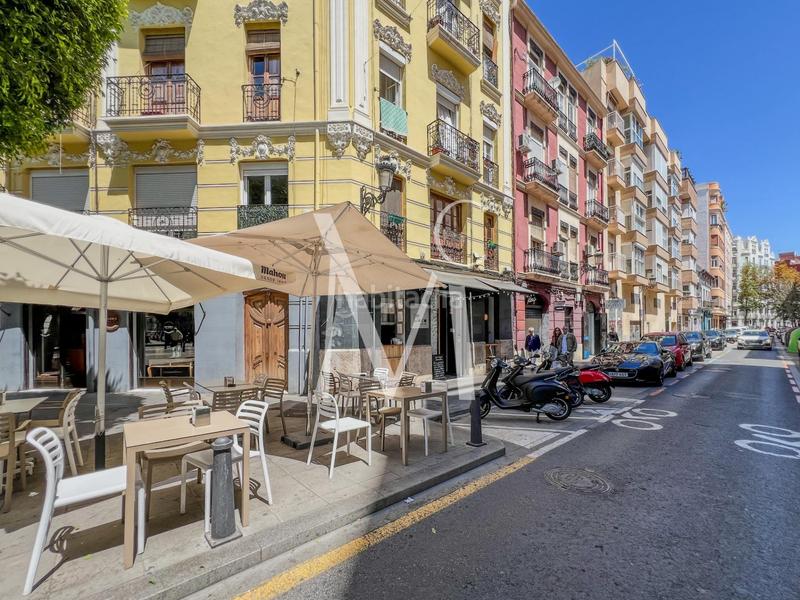 Foto fbfa21d1-6562-4caf-9782-e95843732b36. Umzug geschäftsraum in Russafa Valencia