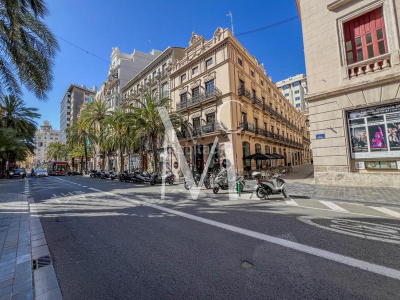 Foto 1b130c68-9da5-4b9f-a1e1-db4728256b07. Umzug geschäftsraum in Sant Francesc Valencia