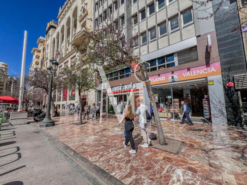 Foto fd9232fa-2f2c-42d4-a6bd-188034dce85a. Pas-de-porte local commercial dans Sant Francesc Valencia