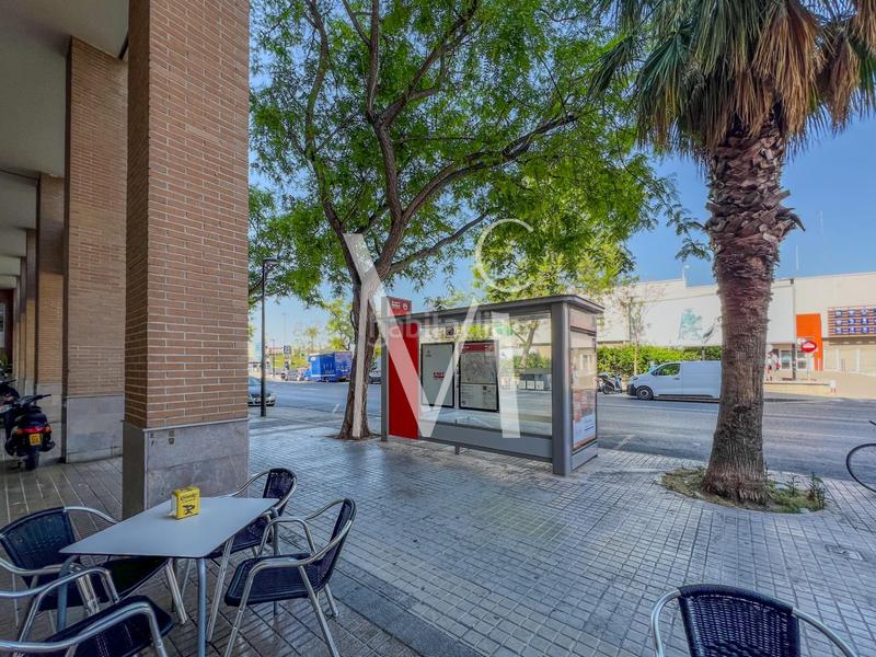 Foto de726fee-abbf-40c5-a0b3-68ff8a361fb9. Pas-de-porte local commercial dans Nou Campanar Valencia