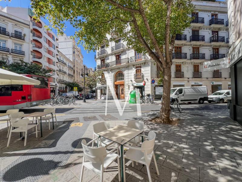 Foto ecb960c1-5fdf-49da-8021-434870908ebd. Umzug geschäftsraum in El Pla del Remei Valencia