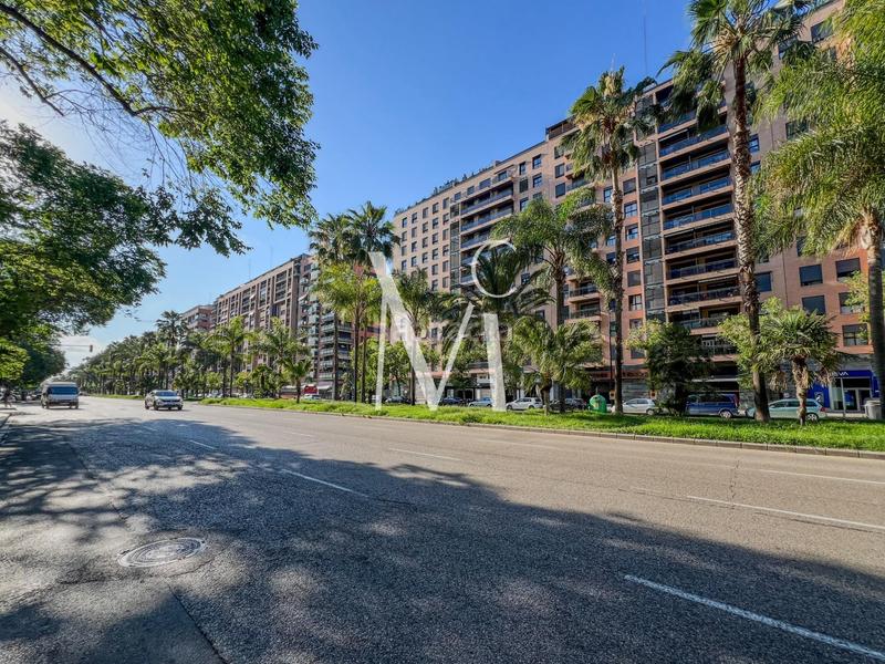 Foto 1b6f9188-108c-41ae-969b-201c2307217c. Traspaso local comercial en Penya-Roja - Avda. Francia Valencia