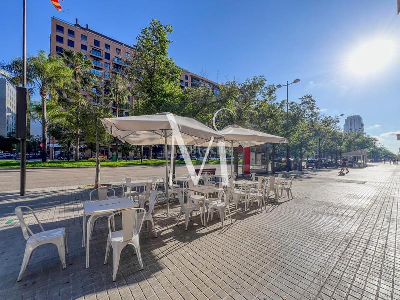 Foto f4ead41a-14fc-4f6f-a705-f19bc37e3c7a. Traspaso local comercial en Penya-Roja - Avda. Francia Valencia
