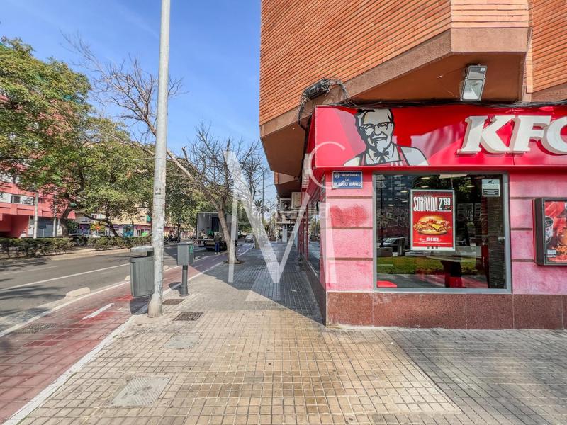 Foto 0433733b-f59b-4f7f-987a-6d36cb204352. Traspàs local comercial a Ciutat Jardí Valencia