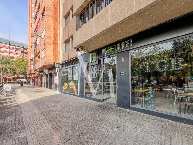 Foto ef795627-440f-49a1-b390-a5efe9dff84e. Pas-de-porte local commercial dans Ciutat Jardí Valencia