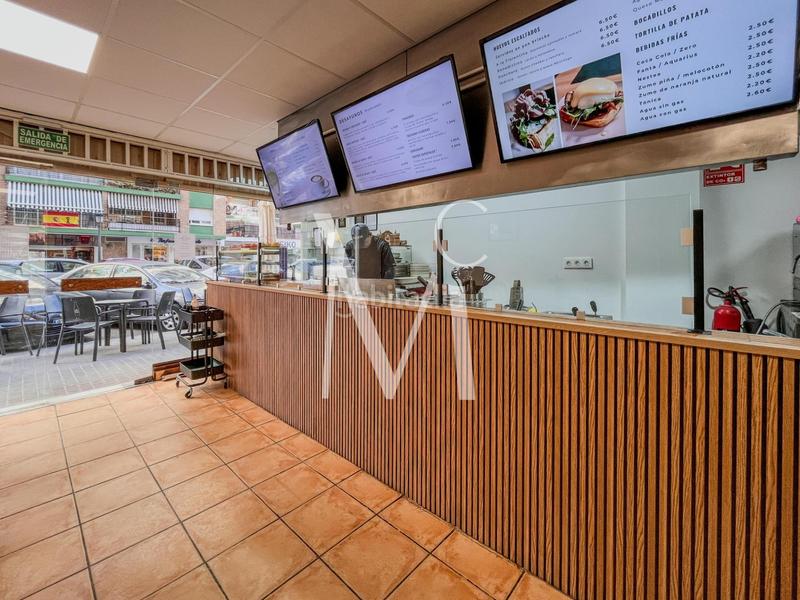 Foto f1ac5297-77de-44da-a9e7-b34b500a48a4. Traspaso local comercial en Jaume Roig Valencia