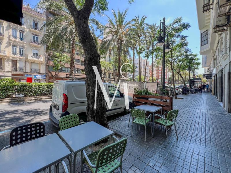 Foto b1e2ba77-9021-4273-b6cd-04f9e8342d1b. Pas-de-porte local commercial dans Russafa Valencia