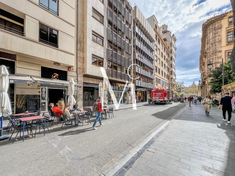 Foto 145991ea-e417-442a-9fd2-c01e105e80c0. Traspàs local comercial a Sant Francesc Valencia