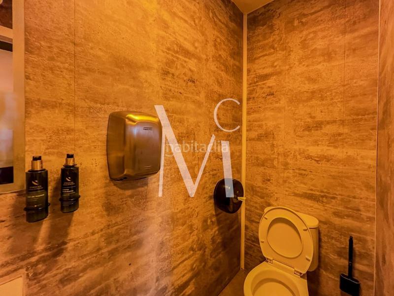 Foto 649fb37c-c6db-477e-9e49-0d7a6905e6cc. Traspaso local comercial en Sant Francesc Valencia