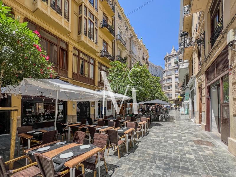Foto a963959a-5b1c-438e-bfa6-4110b7fed8d2. Traspaso local comercial en Sant Francesc Valencia