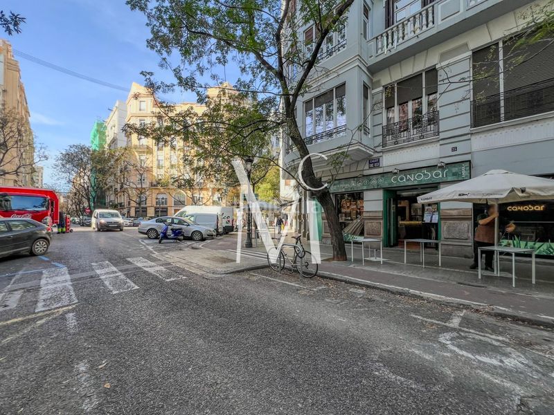 Foto 0e28fc1f-f98a-4d79-bab1-053d1970b9c3. Miete geschäftsraum in Gran Via Valencia