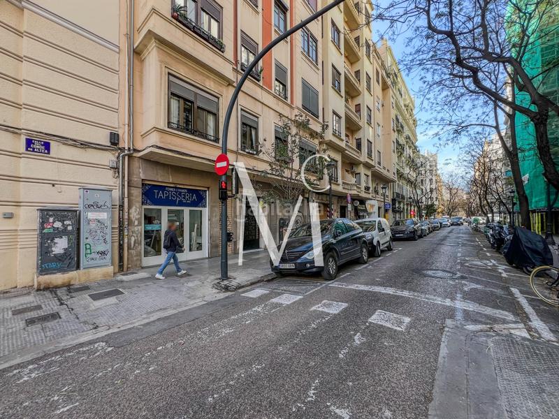 Foto 048c5c19-e090-4784-aaba-f5a1d3f0413b. Umzug geschäftsraum in Gran Via Valencia