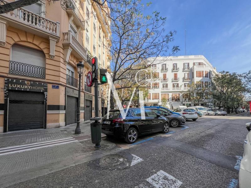 Foto c3d8381d-c783-488c-b4ac-ac86391c6be2. Umzug geschäftsraum in Gran Via Valencia