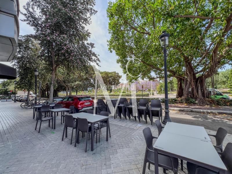 Foto fab7524a-8dfe-42a7-8afc-3fe6413d7376. Umzug geschäftsraum in Exposició Valencia