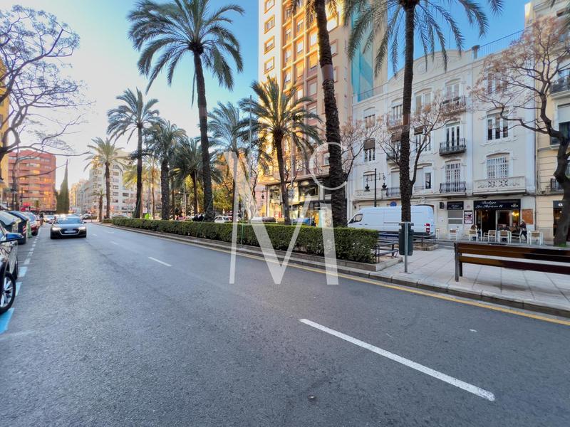 Foto 879981a7-dbd0-48a3-84f5-e14e9423790e. Umzug geschäftsraum in Russafa Valencia