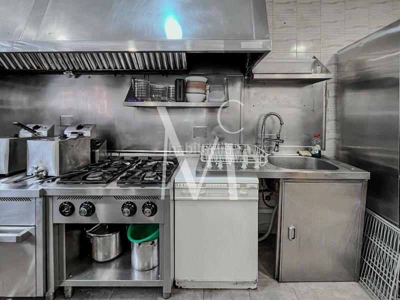 Foto 40db6026-23e4-49d5-a281-d0ed00f69ba3. Traspaso local comercial en Russafa Valencia