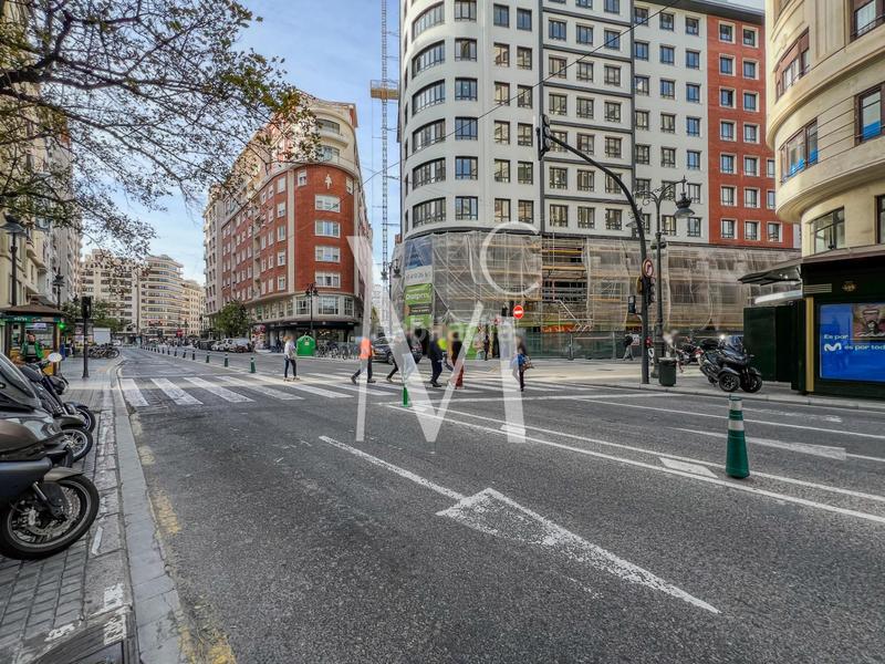 Foto 1a14d6a3-9493-4f34-b017-fa52b0890a08. Trapasso locale commerciale in El Pilar Valencia