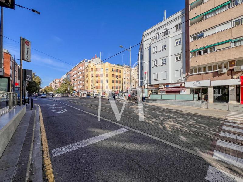 Foto 869e8b21-bc68-4cd9-86c5-a33c24a5ad10. Pas-de-porte local commercial dans Jaume Roig Valencia