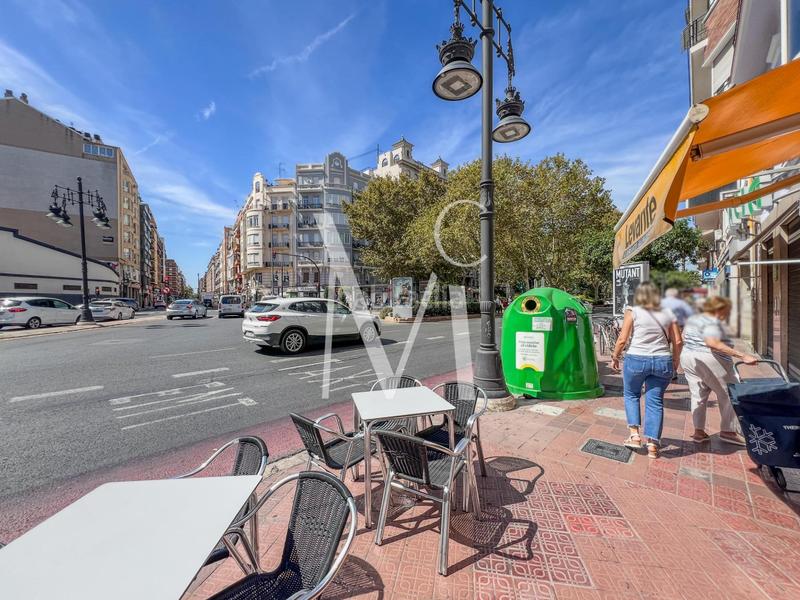 Foto 445f7687-513f-4ef5-a842-96bbeca23c02. Umzug geschäftsraum in El Botànic Valencia