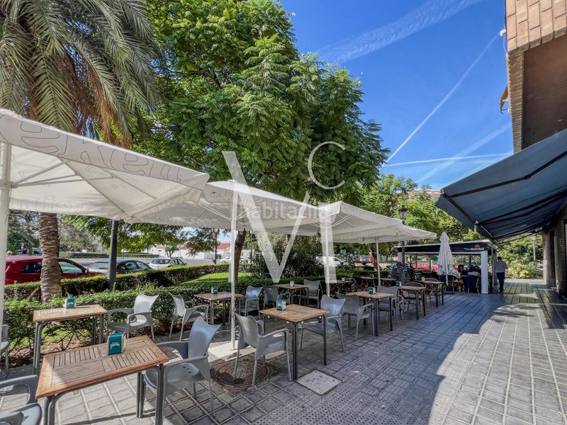 Foto 21485143-3625-498f-a276-0e7cca53e3b0. Traspàs local comercial a Mestalla Valencia