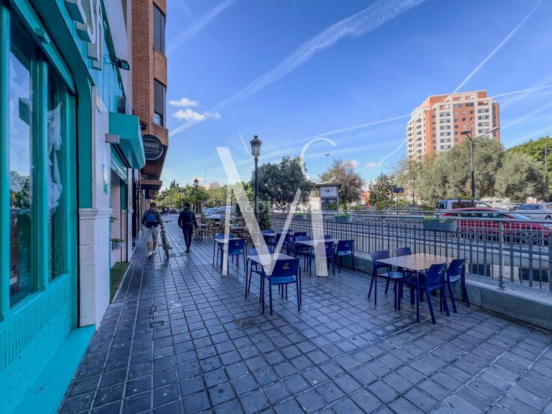 Foto 72e71b04-2b2b-433d-80b5-f8fe9c301b9d. Traspàs local comercial a Mestalla Valencia