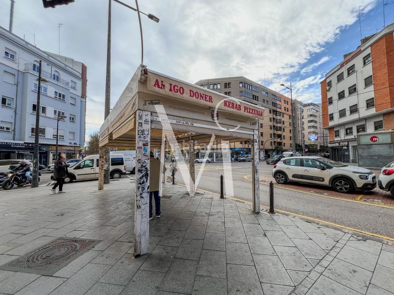 Foto 81de5293-c13f-486c-9c29-1c9aa56ac50e. Traspàs local comercial a Jaume Roig Valencia