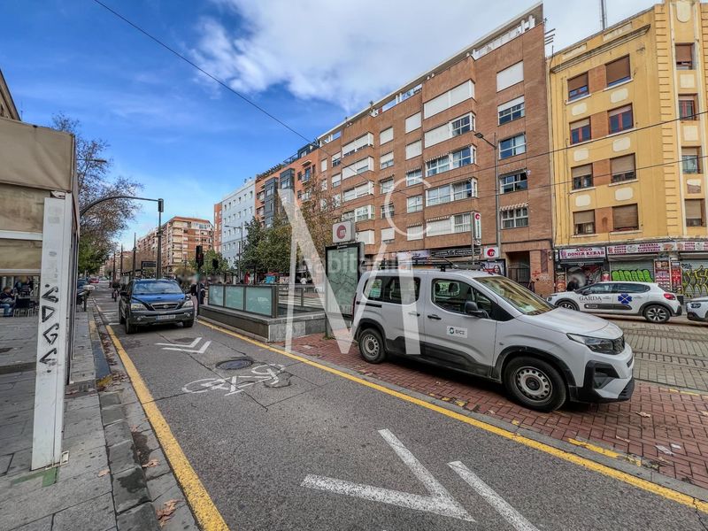 Foto bd8d1635-5463-4ecd-8ac6-a285bb093b55. Traspàs local comercial a Jaume Roig Valencia