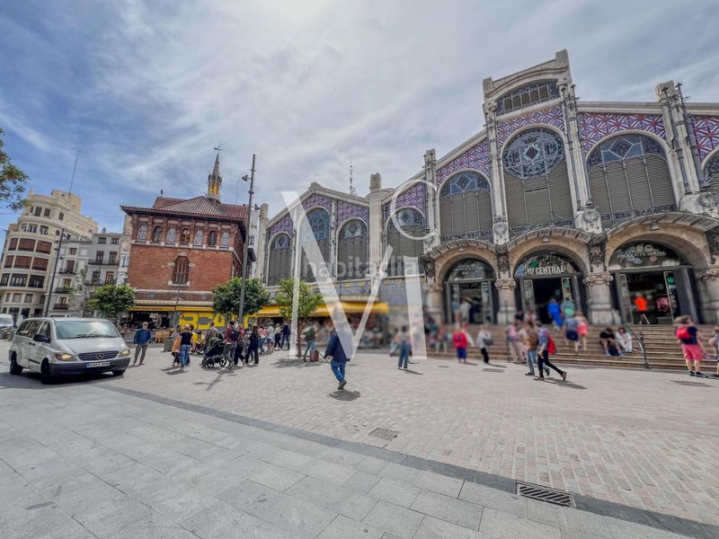 Foto 492ad26d-e713-4ec7-b2b2-e85118c7cff3. Traspàs local comercial a El Mercat Valencia