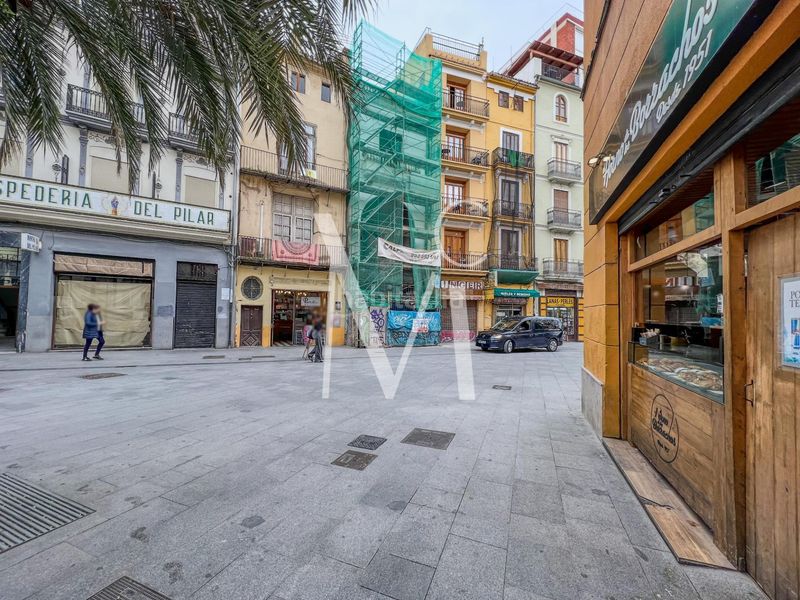 Foto c8bf14c6-1548-4c4a-b8e8-f73a6c8203d4. Traspàs local comercial a El Mercat Valencia