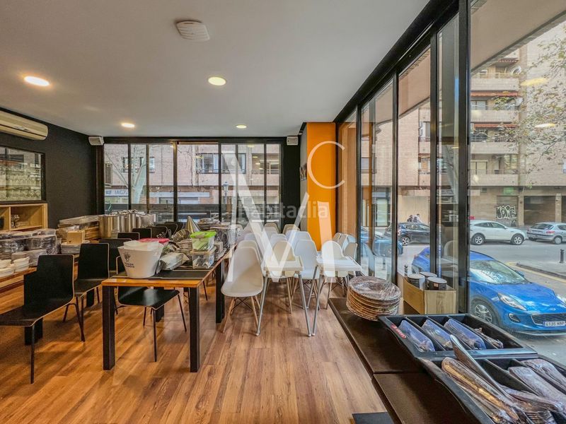 Foto b547aff1-f46d-497d-865f-519fce74c2c0. Traspàs local comercial a Mestalla Valencia