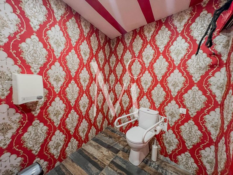 Foto 27d7e815-be7c-4d4a-8d7e-54088a1d61e0. Traspàs local comercial a El Mercat Valencia