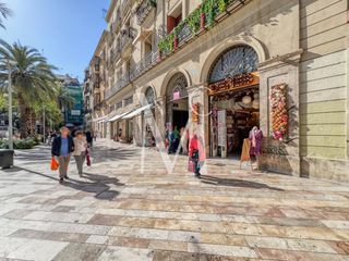 Lloguer Local Comercial  Plaza plaza reina