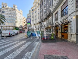 Lloguer Local Comercial a Gran Via
