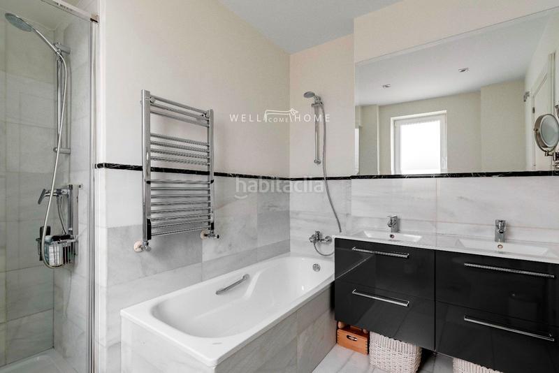 Foto 87651d6e-0105-4c44-9de0-e2eac17d2258. Piso el lujo de vivir en los Jerónimos en Jerónimos Madrid