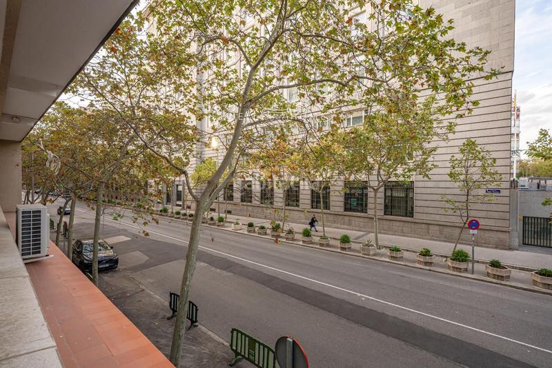 Foto 86f6188e-29fb-421b-9951-86e0ae0285ad. Etagenwohnung in Cuatro Caminos - Azca Madrid