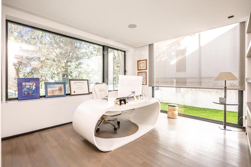 Foto 42e771da-5dca-45fa-bf11-5d6cc5992dbb. Chalet en alcobendas en urbanización La Moraleja La Moraleja