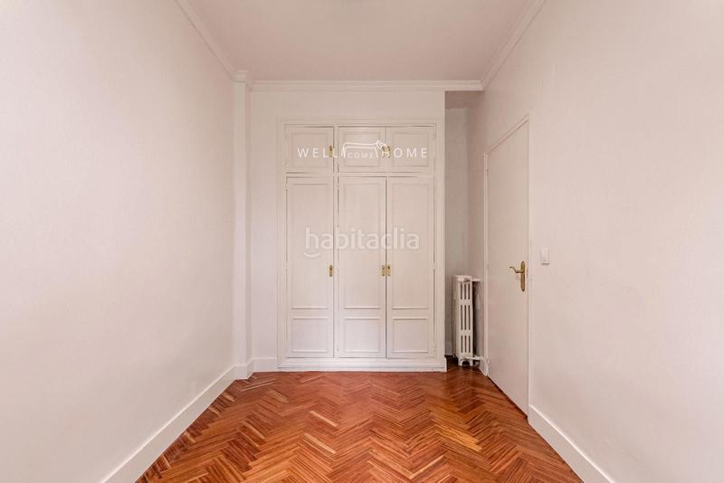 Foto 57c5438a-6e54-4f70-be7d-9cace3cf92cd. Location appartement dans Castellana Madrid