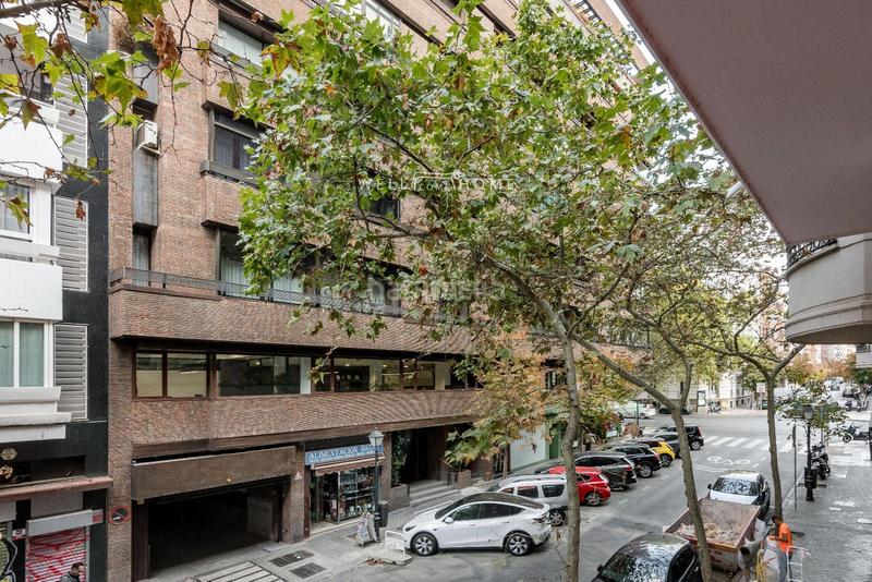 Foto 581462b2-4cd0-41bf-91bd-5c6335dd564e. Miete etagenwohnung in Castellana Madrid