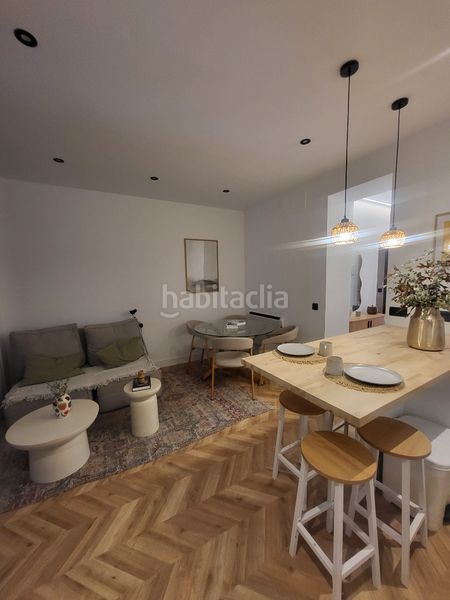 Foto 66a06324-da07-4309-82b3-9f695fe3f8b3. Dúplex a calle de la sombrerería 9 a Embajadores-Lavapiés Madrid